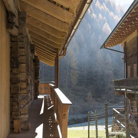 Giatla Hof Der Alfenalm - Ferienwohnungen Am Berg Innervillgraten Exteriör bild