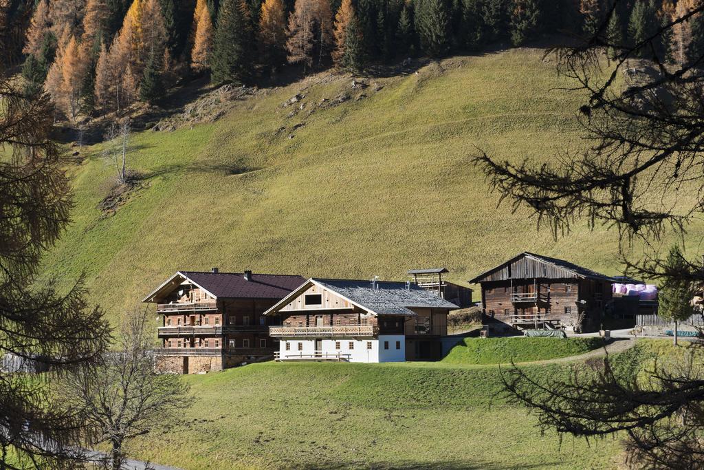 Giatla Hof Der Alfenalm - Ferienwohnungen Am Berg Innervillgraten Exteriör bild